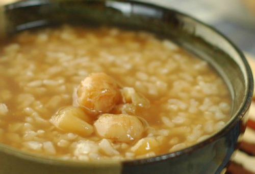 砂仁豆蔻粥：温中行气，化湿醒脾的养生妙膳